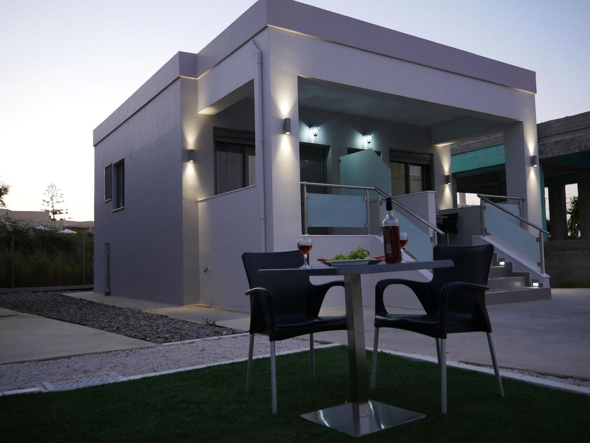 Erotokritos Studios Agia Marina  Exterior photo