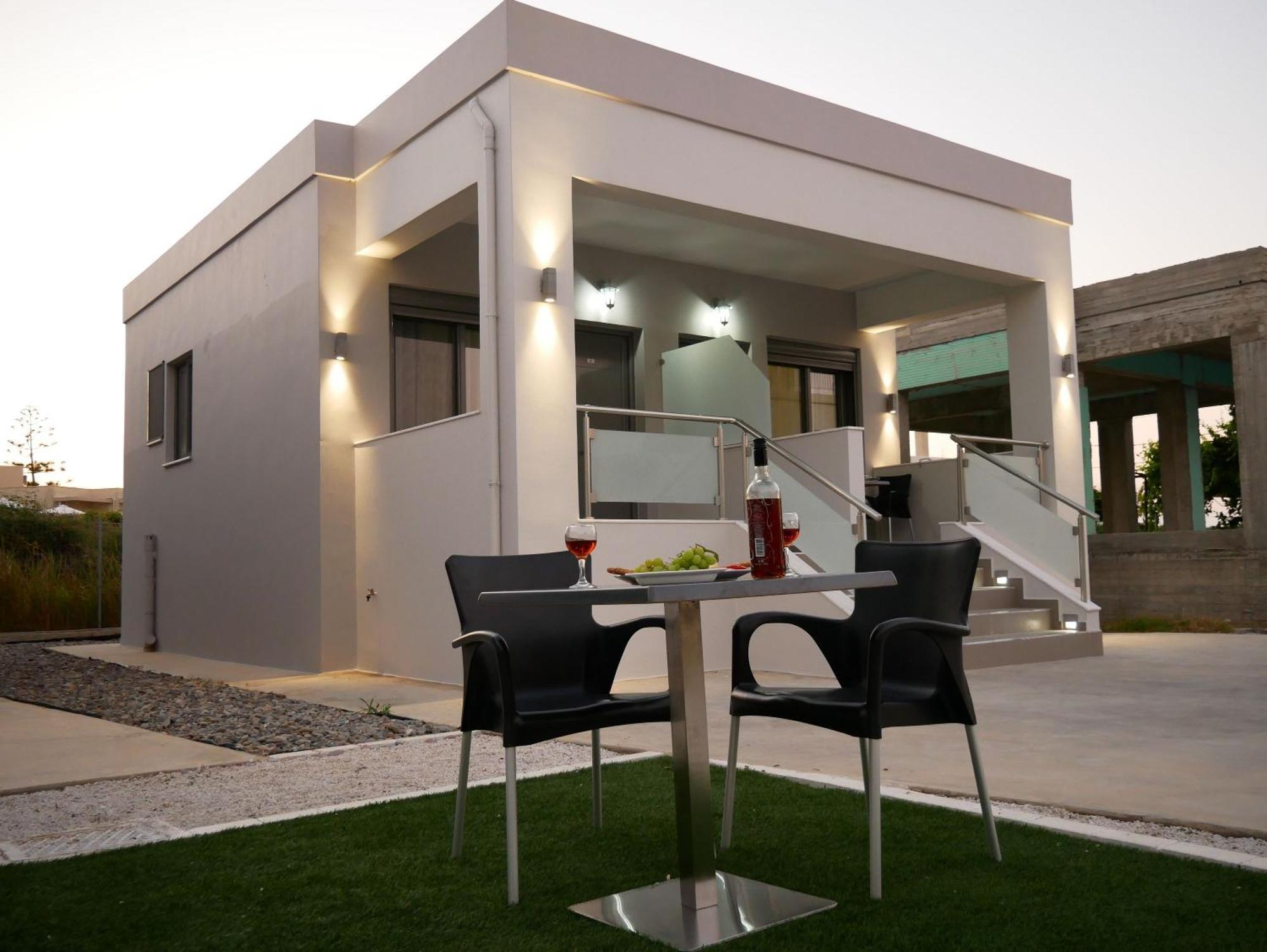 Erotokritos Studios Agia Marina  Exterior photo